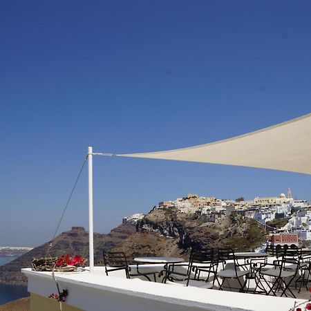 Cori Rigas Suites Fira  Bagian luar foto