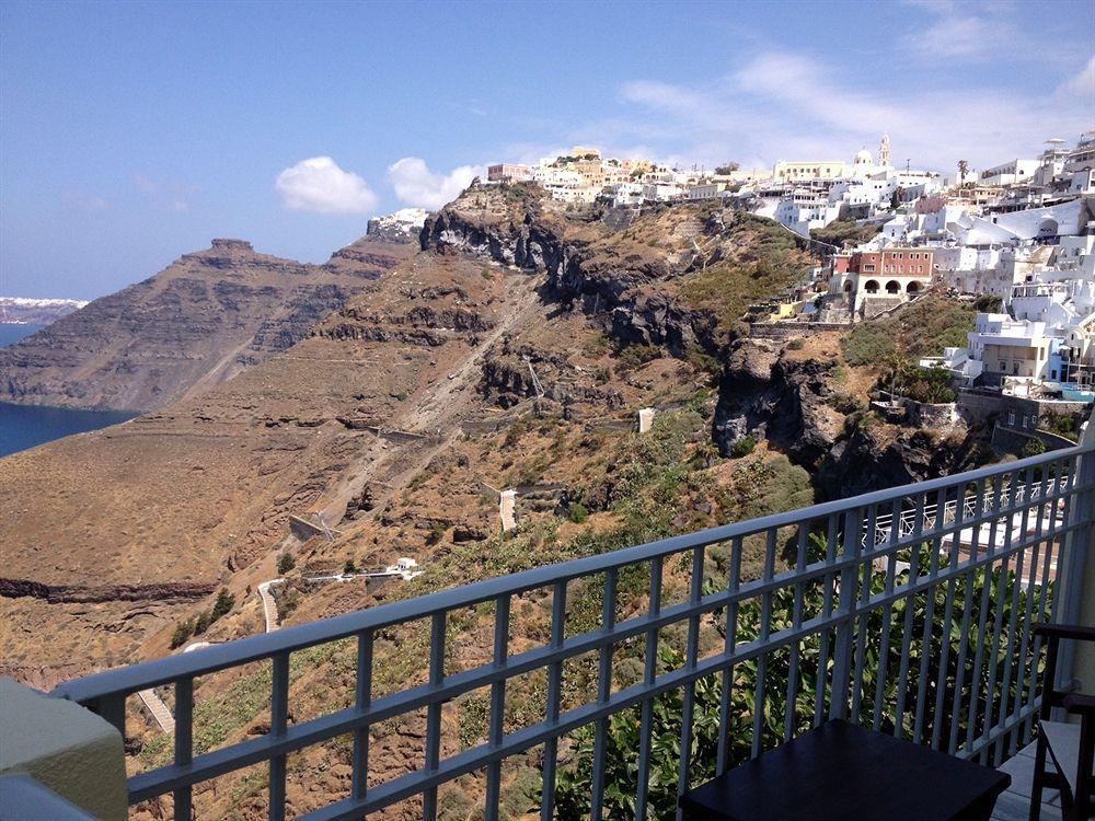 Cori Rigas Suites Fira  Bagian luar foto