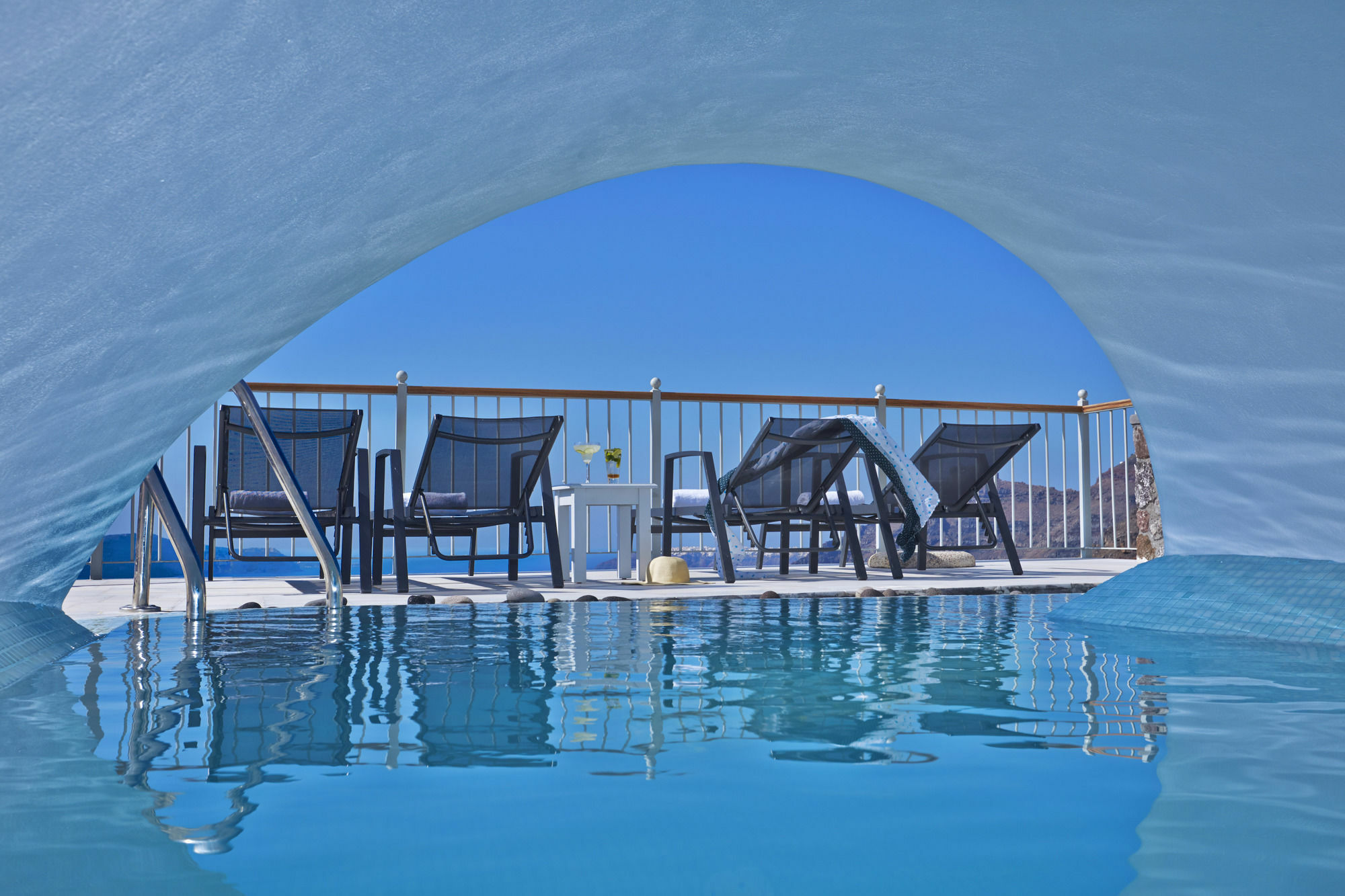 Cori Rigas Suites Fira  Bagian luar foto