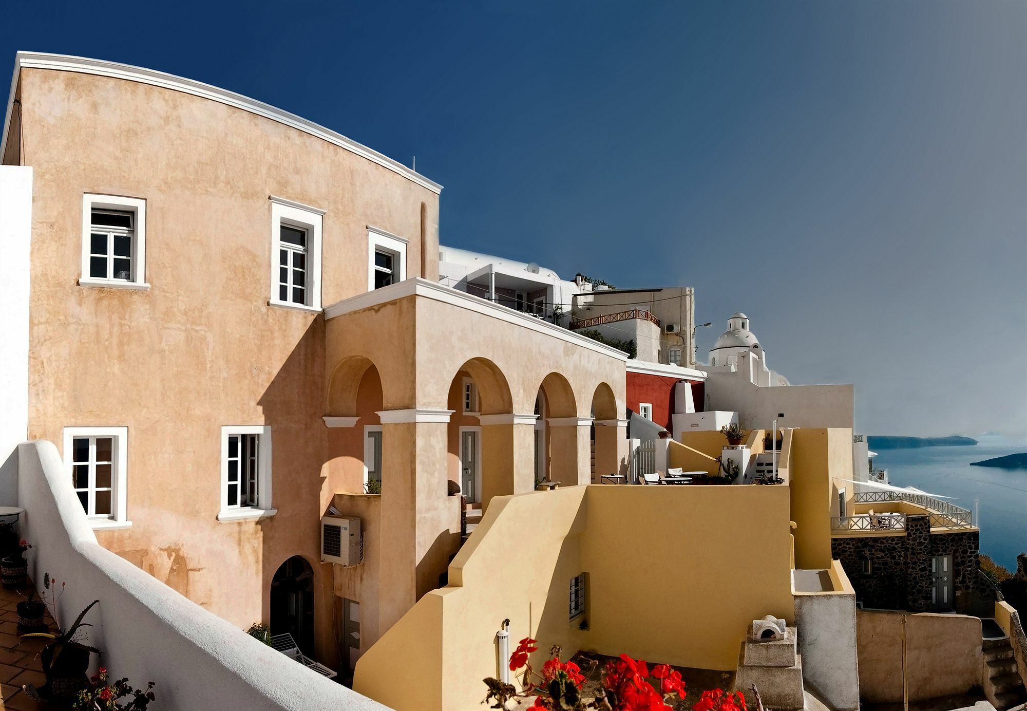 Cori Rigas Suites Fira  Bagian luar foto
