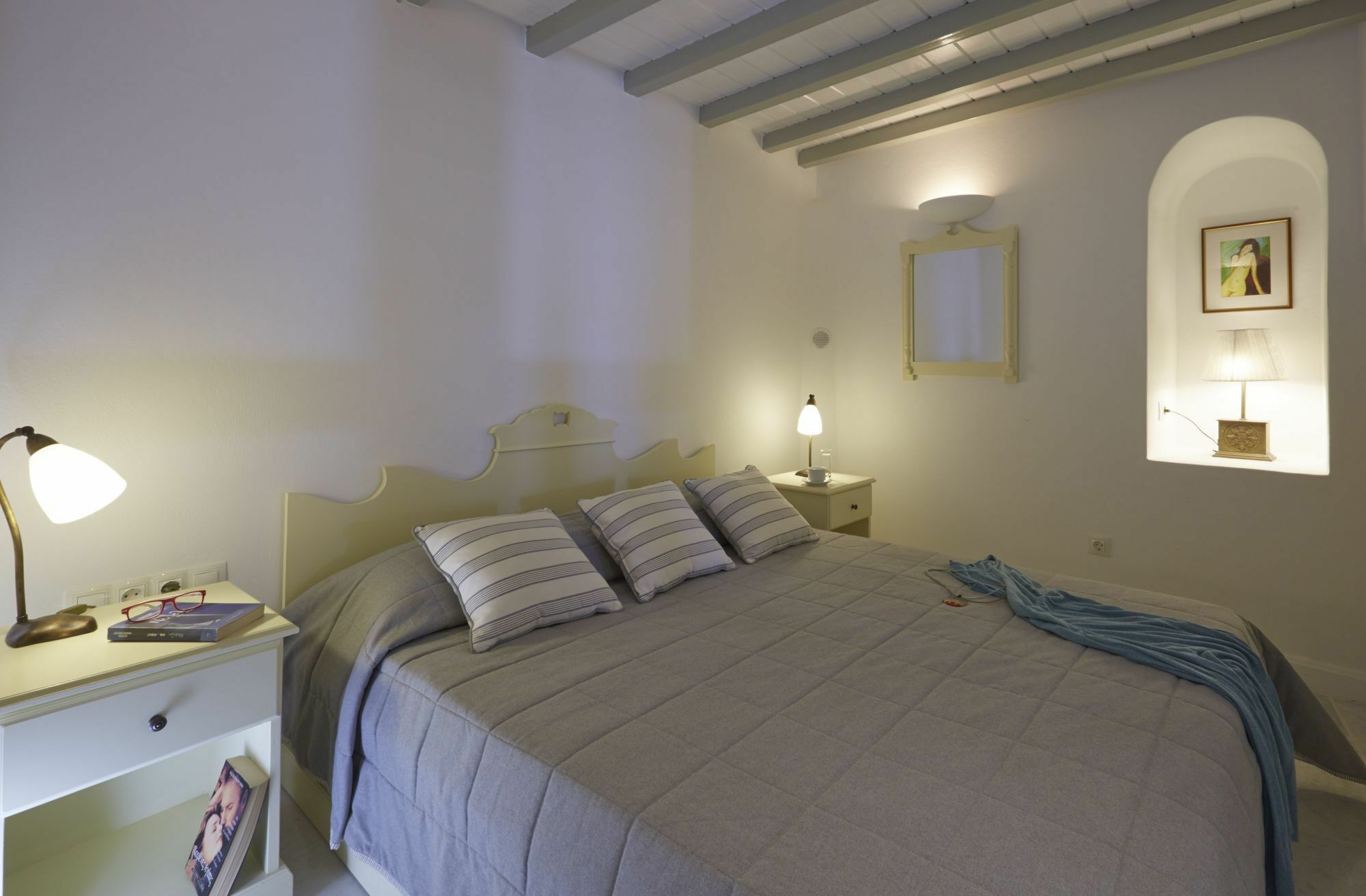 Cori Rigas Suites Fira  Bagian luar foto
